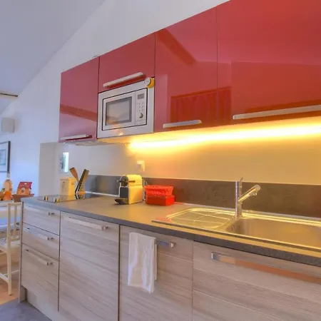 61 Place Nationale * Antibes